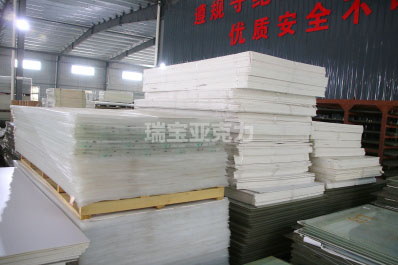為什么亞克力板養(yǎng)魚會(huì)變模糊